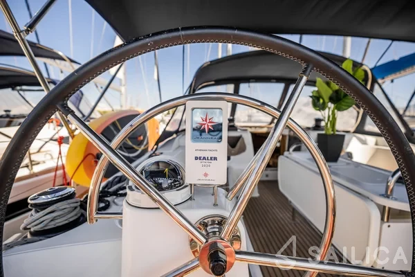 Sun Odyssey 519 - Yacht Charter Sailica