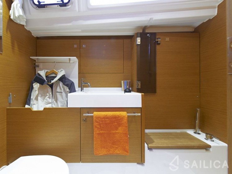 Sun Odyssey 469 - Yacht Charter Sailica