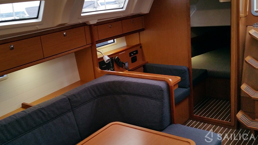 Bavaria 41 Cruiser - Yacht Charter Sailica
