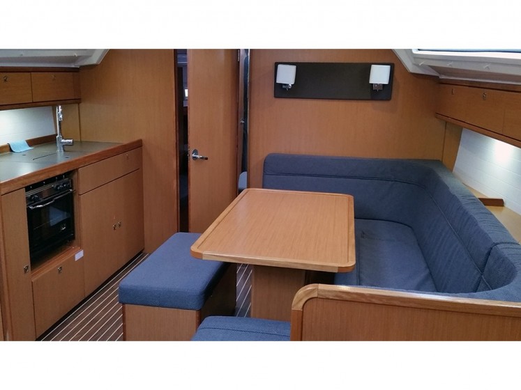 Bavaria 41 Cruiser - Yacht Charter Sailica