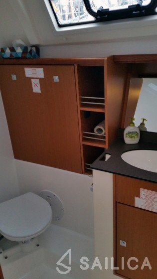 Bavaria 41 Cruiser - Yacht Charter Sailica