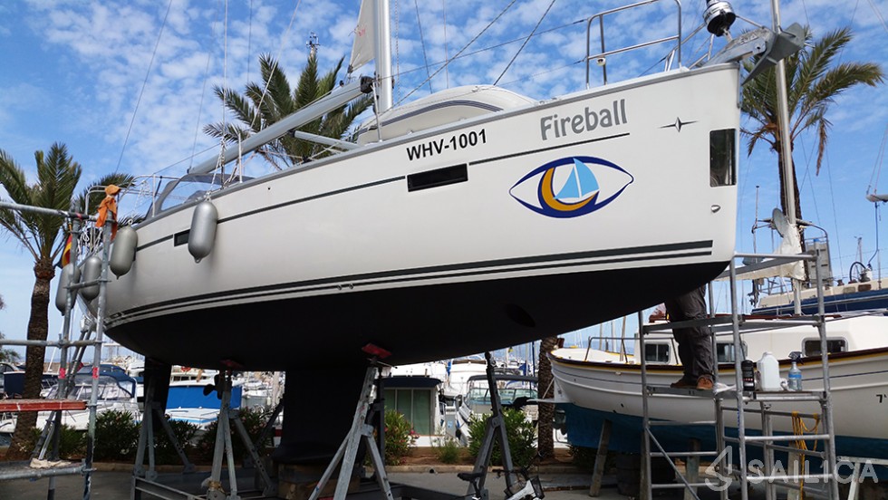 Bavaria 41 Cruiser - Yacht Charter Sailica