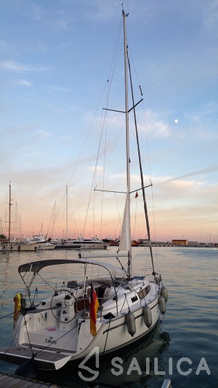 Bavaria 33 Cruiser - Yacht Charter Sailica