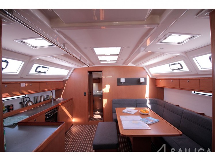 Bavaria 46 Cruiser - Yacht Charter Sailica