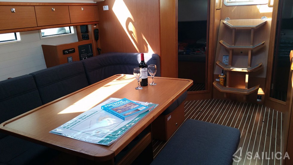 Bavaria 46 Cruiser - Yacht Charter Sailica