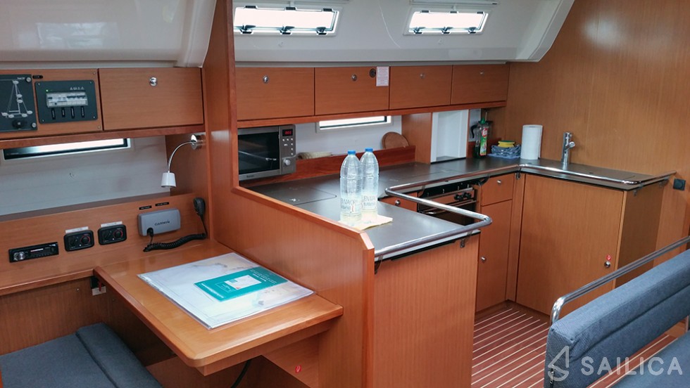 Bavaria 50 Cruiser - Yacht Charter Sailica