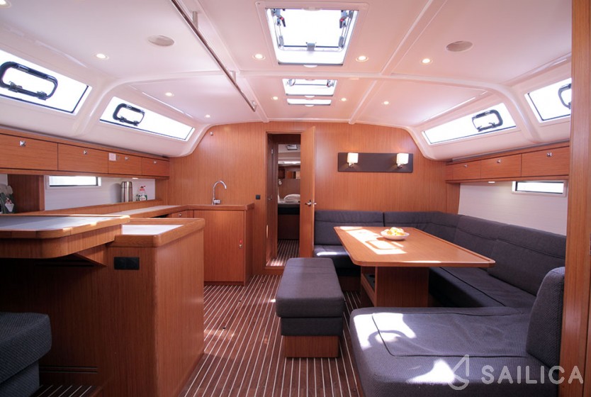 Bavaria 51 Cruiser - Yacht Charter Sailica