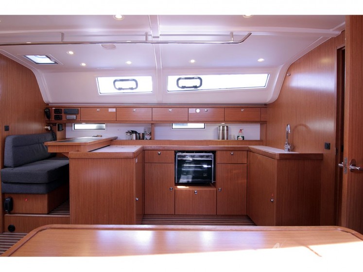 Bavaria 51 Cruiser - Yacht Charter Sailica