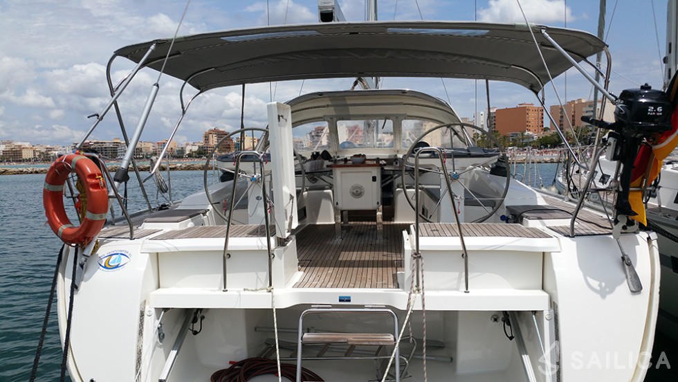 Bavaria Cruiser 56 - Yacht Charter Sailica