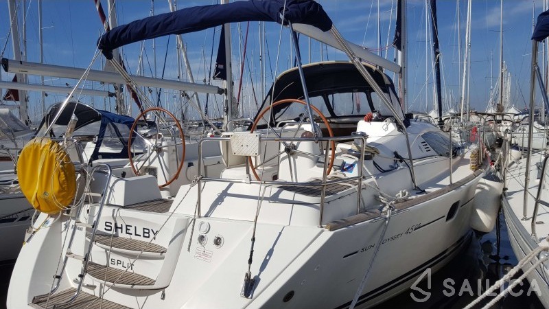 Sun Odyssey 45DS - Yacht Charter Sailica