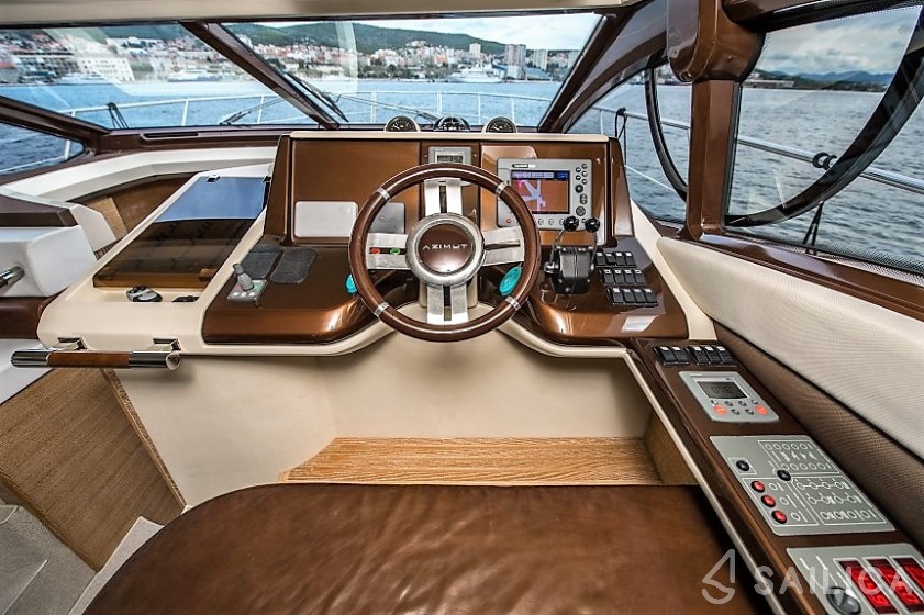 Azimut 47 - Yacht Charter Sailica