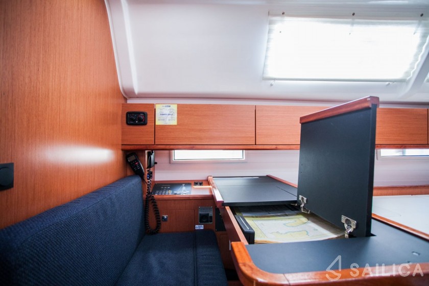Bavaria 51 Cruiser - Yacht Charter Sailica