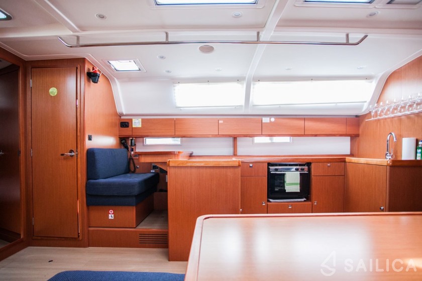 Bavaria 51 Cruiser - Yacht Charter Sailica