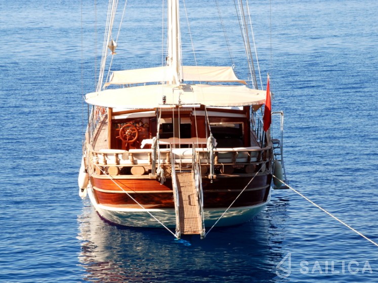 Gulet - Yacht Charter Sailica