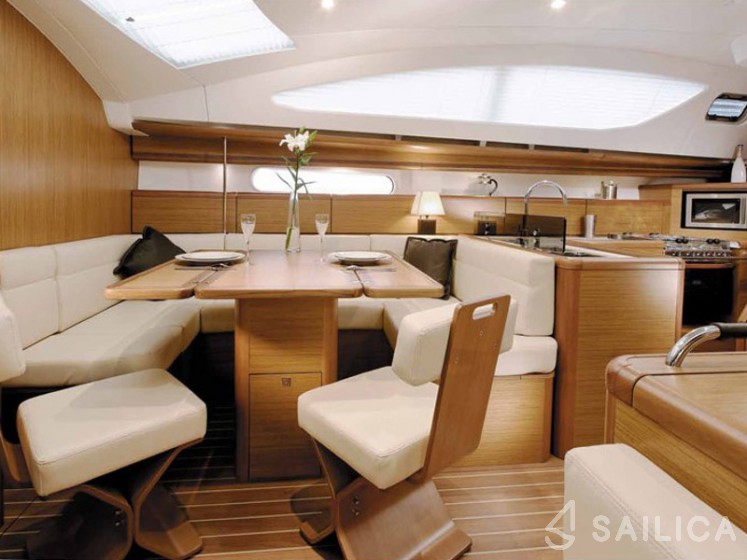 Sun Odyssey 45DS - Yacht Charter Sailica