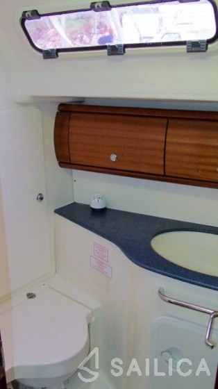 Bavaria 44 - Yacht Charter Sailica