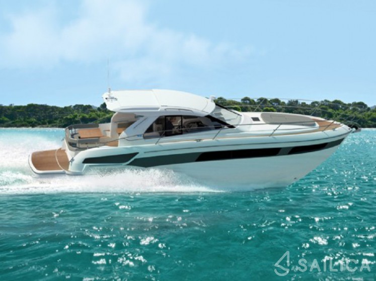 Bavaria 400 Coupe - Yacht Charter Sailica