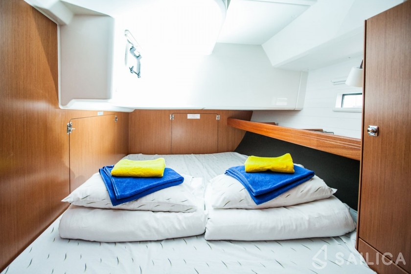 Bavaria 46 Cruiser - Yacht Charter Sailica