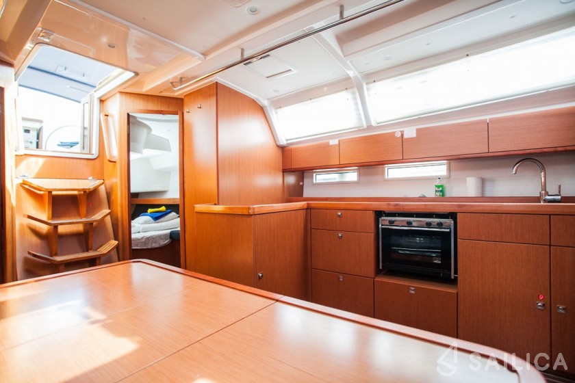 Bavaria 46 Cruiser - Yacht Charter Sailica
