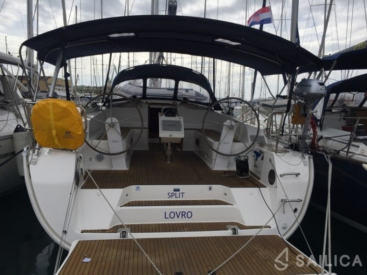 Bavaria 46 Cruiser - Yacht Charter Sailica