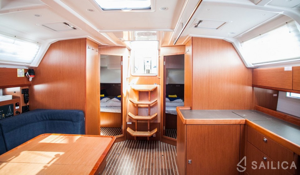 Bavaria 46 Cruiser - Yacht Charter Sailica