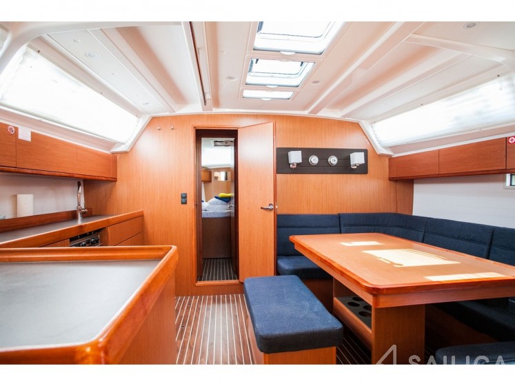 Bavaria 46 Cruiser - Yacht Charter Sailica