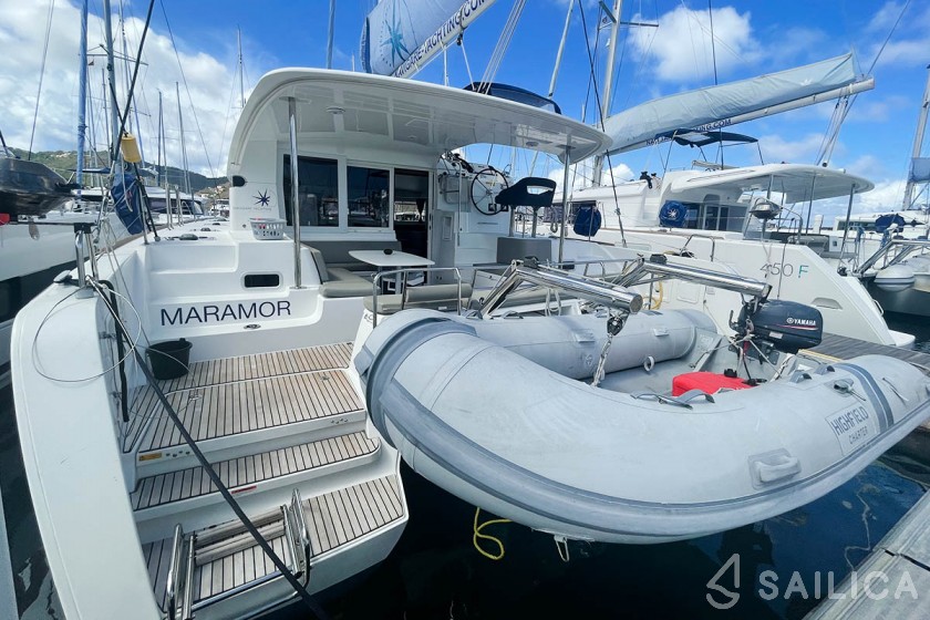 Lagoon 40 - Yacht Charter Sailica