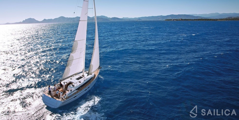 Bavaria Cruiser 46 - Yacht Charter Sailica