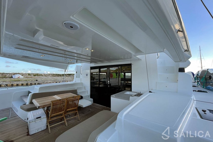 Lagoon 50 - Yacht Charter Sailica