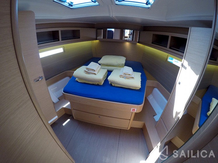 Dufour 460 GL - Yacht Charter Sailica