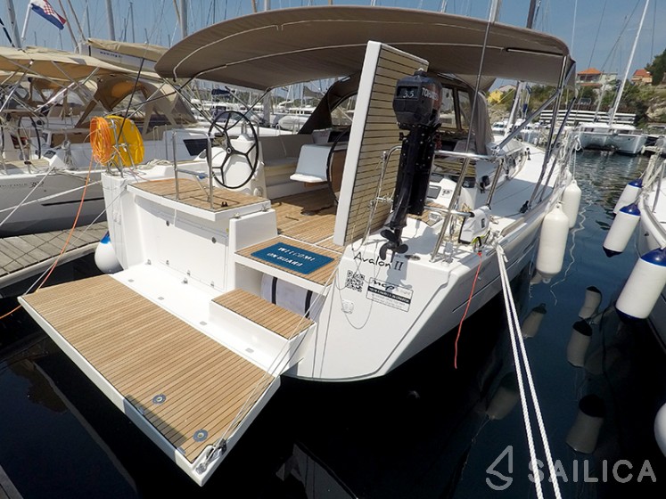 Dufour 460 GL - Yacht Charter Sailica