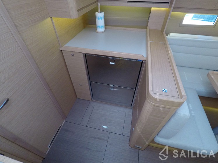 Dufour 460 GL - Yacht Charter Sailica