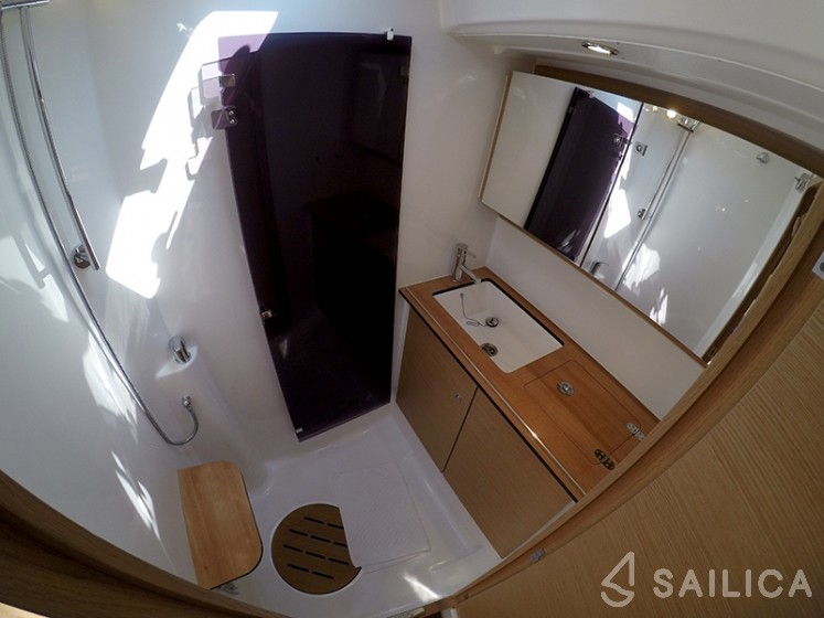 Dufour 460 GL - Yacht Charter Sailica