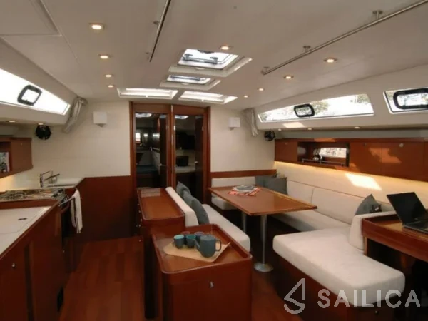 Oceanis 50 Family - Yacht Charter Sailica