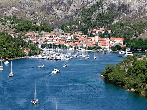 Cyclades 43.4 - Yacht Charter Sailica