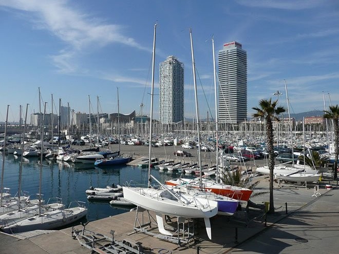 Oceanis 30.1 - Yacht Charter Sailica