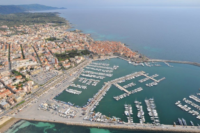 Bavaria 51 Cruiser - Yacht Charter Sailica
