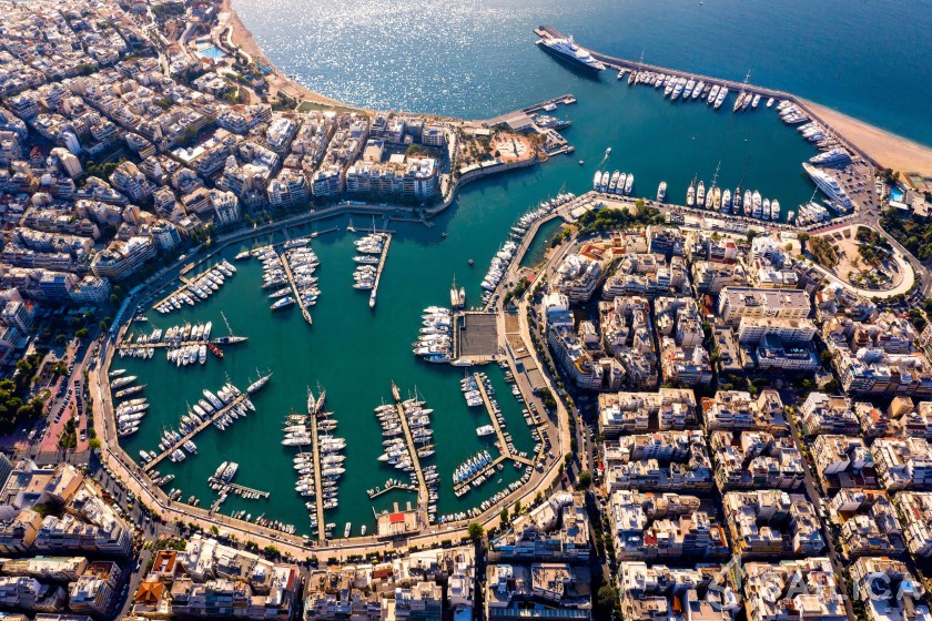 Elan 384 Impression - Yacht Charter Sailica