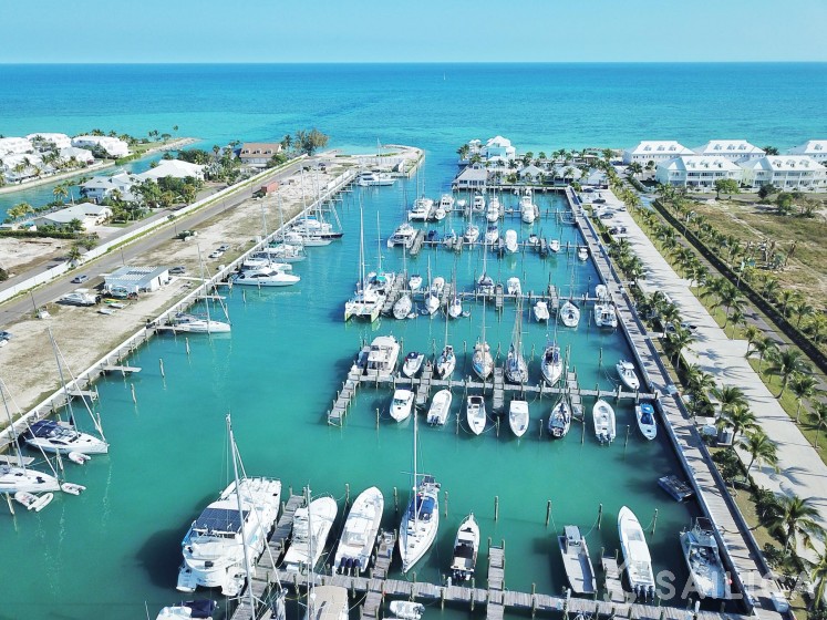 Leopard 46PC - Yacht Charter Sailica