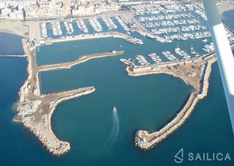 Sun Odyssey 349 - Yacht Charter Sailica