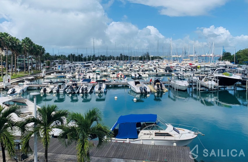 Lagoon 46  - Yacht Charter Sailica