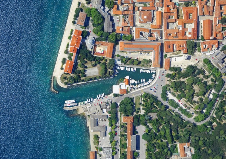 Bavaria 37 Cruiser - Yacht Charter Sailica