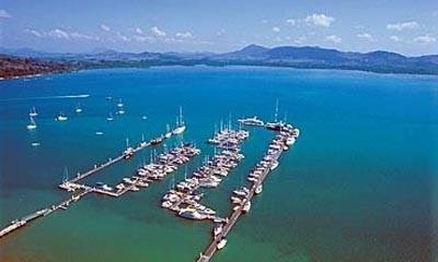 Oceanis 323 Clipper - Yacht Charter Sailica