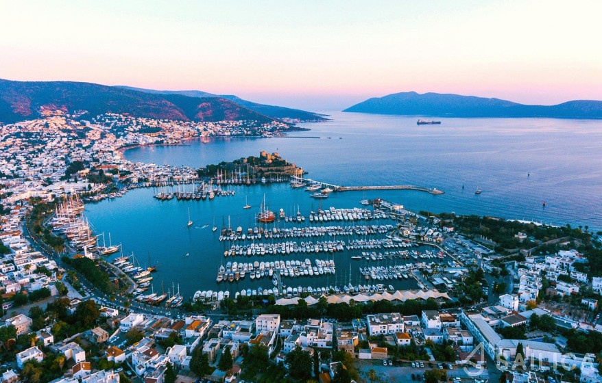 Gulet - Yacht Charter Sailica