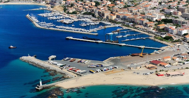 Sun Odyssey 419 - Yacht Charter Sailica