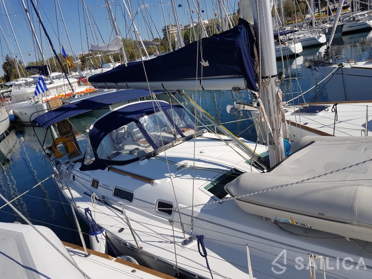 Oceanis 343 - Yacht Charter Sailica