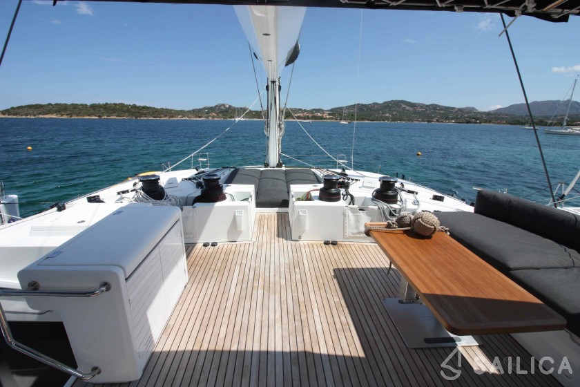 Lagoon 620 - Yacht Charter Sailica