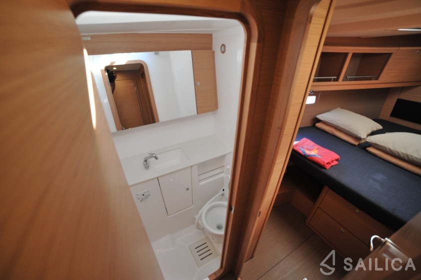 Dufour 56 Exclusive - Yacht Charter Sailica