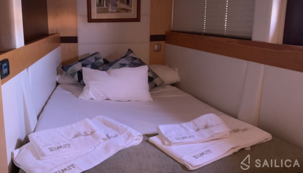 Sunreef 62 - Yacht Charter Sailica