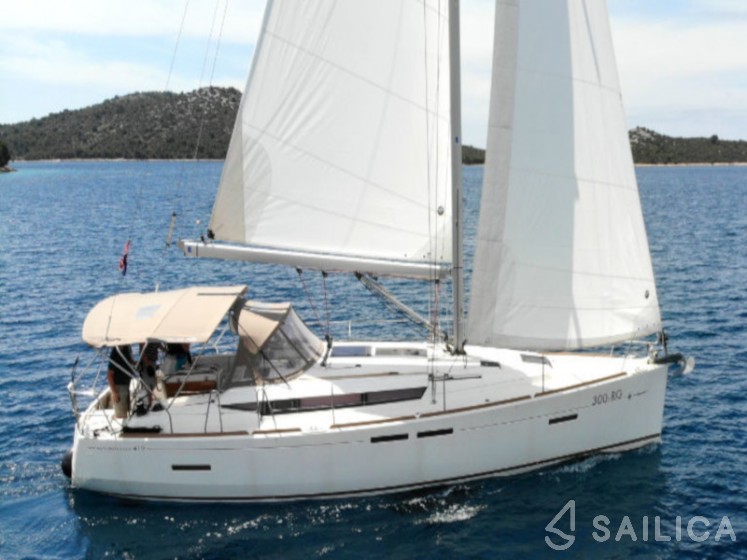 Sun Odyssey 419 - Yacht Charter Sailica